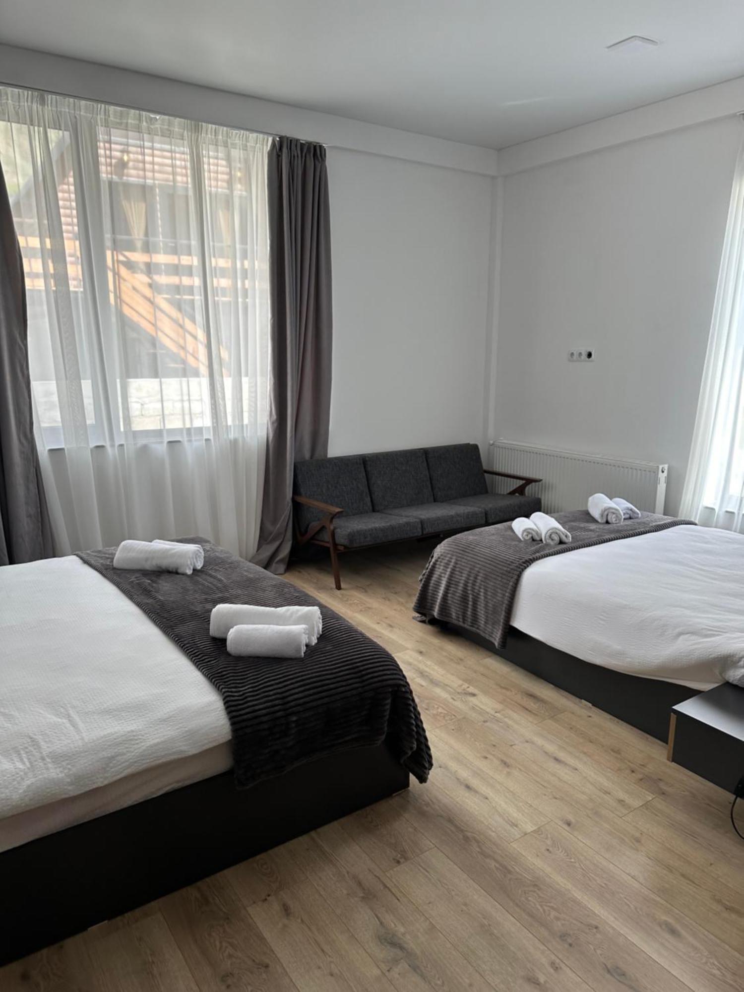 Chalet Kazbegi Otel Dış mekan fotoğraf
