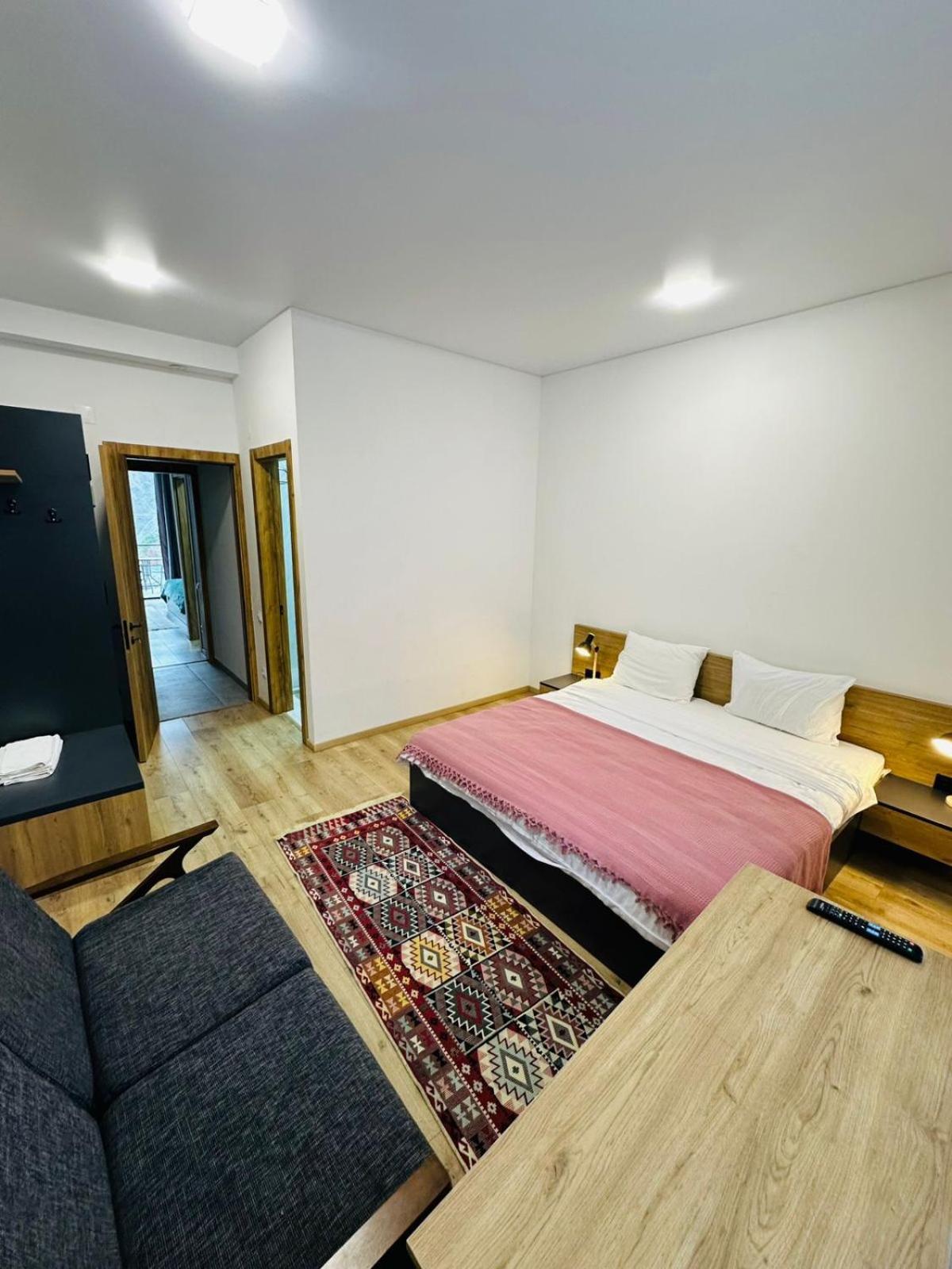 Chalet Kazbegi Otel Dış mekan fotoğraf