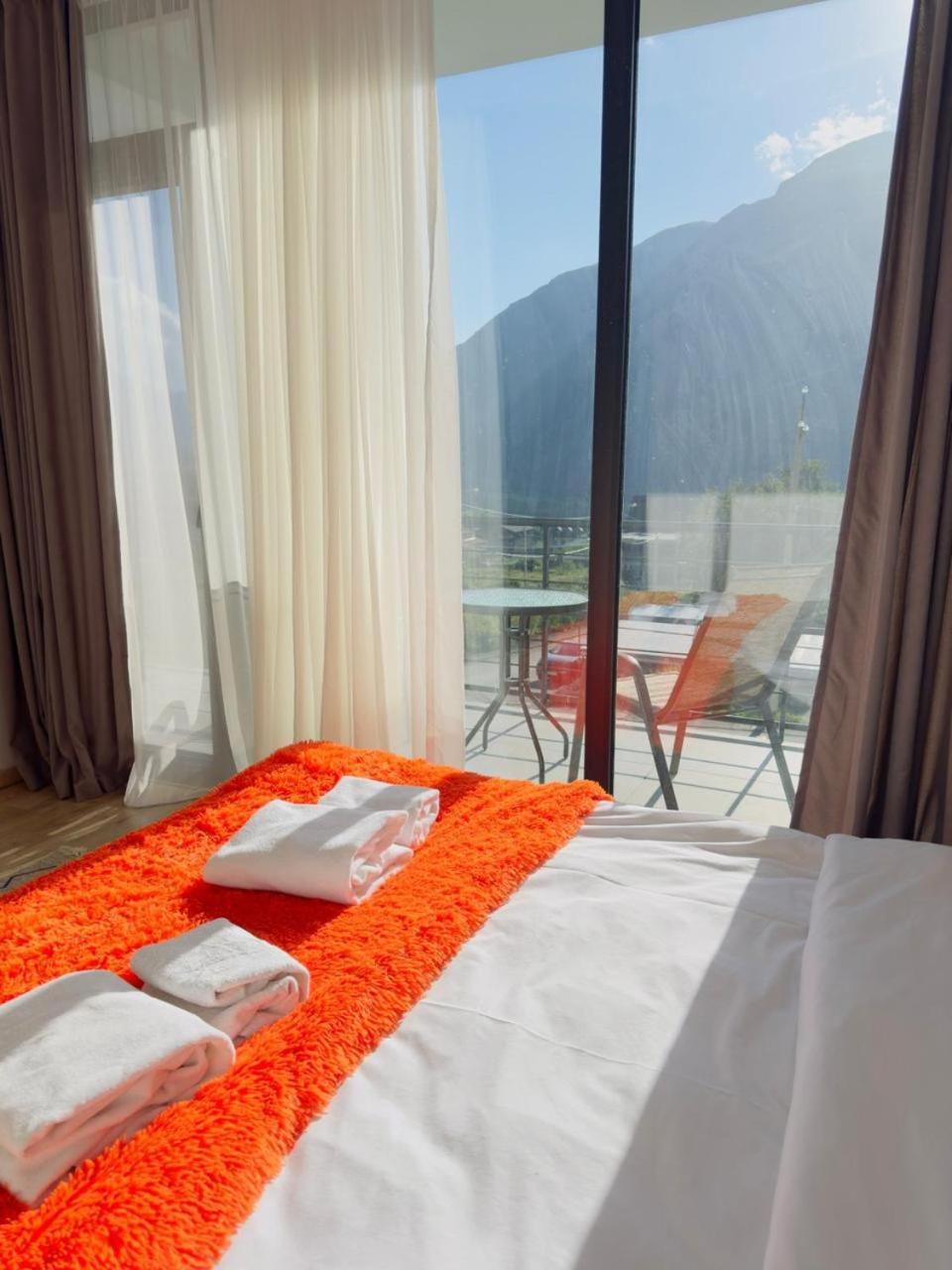 Chalet Kazbegi Otel Dış mekan fotoğraf